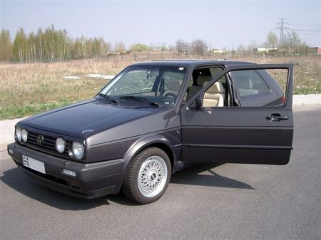 Auto VW Golf 2 GT Special