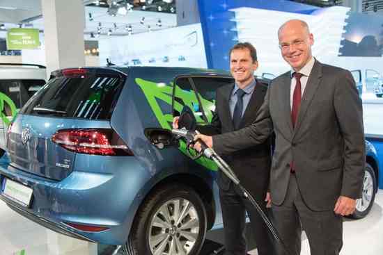 Name: iaa-2015-jedes-vierte-verkaufte-auto-in-deutschland-koennte-mit-erdgas-fahren1.jpg Größe: 1920x1282 Dateigröße: 106259 Bytes