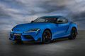 Luxus + Supersportwagen - Toyota GR Supra als blauer Blitz
