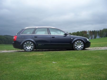 Name: Audi-A4_Avant.jpg Größe: 450x337 Dateigröße: 31167 Bytes