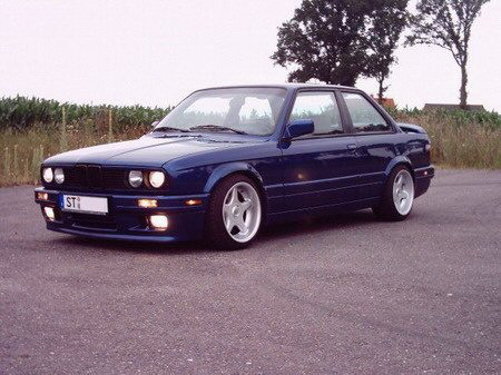 Name: BMW-e30_325i.jpg Größe: 450x337 Dateigröße: 68723 Bytes