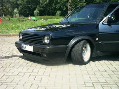 Name: VW-Golf_II_Edition_Blue3.jpg Größe: 410x308 Dateigröße: 42347 Bytes