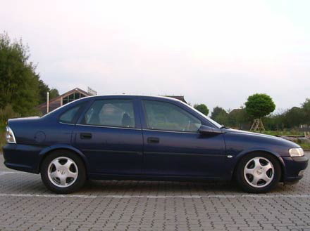 Name: Opel-Vectra_B_20_DI_16V1.jpg Größe: 440x329 Dateigröße: 29908 Bytes