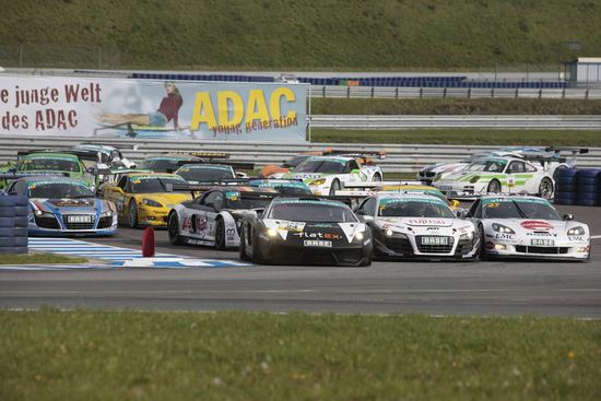 Name: ADAC-GT-Masters-2010-07-00221.jpg Größe: 4500x3000 Dateigröße: 999281 Bytes
