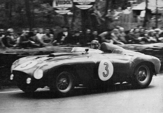 Name: Ferrari-375-Plus-1954-a-102435-575x400.jpg Größe: 575x400 Dateigröße: 64873 Bytes