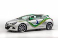 Auto - Für echte Fußballfans: Neues Sondermodell Opel Astra Copacabana