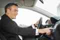 Recht + Verkehr + Versicherung - Sicherheit ab dem ersten Meter: Tipps für die Probefahrt