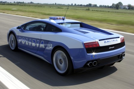 Name: LamborghiniGallardoLP560-4_Polizia2.jpg Größe: 450x300 Dateigröße: 35084 Bytes
