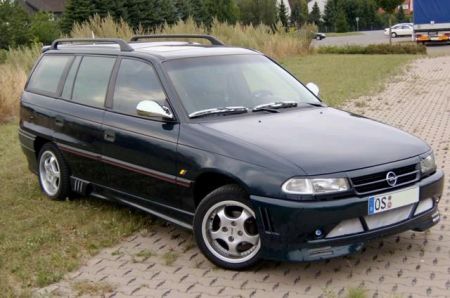 Auto Opel Astra