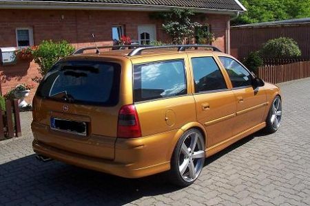 Name: Opel-Vectra_B_Caravan1.jpg Größe: 450x300 Dateigröße: 51014 Bytes