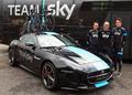Luxus + Supersportwagen - Jaguar F-TYPE Coupé als Servicefahrzeug des Team Sky