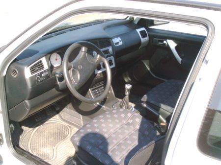 Name: VW-Golf_375.jpg Größe: 450x337 Dateigröße: 30370 Bytes