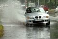 Auto Ratgeber & Tipps - Vorsicht Starkregen: Licht an und runter vom Gas