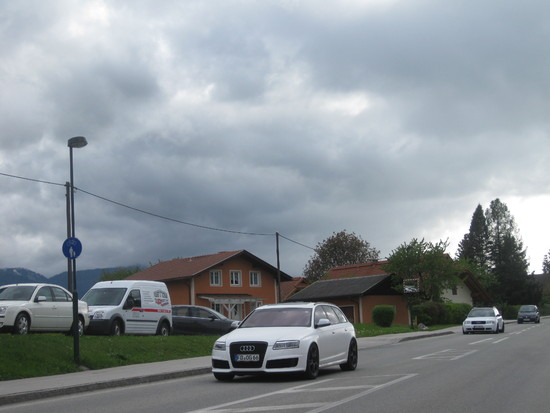 Name: IMG_69032.JPG Größe: 3648x2736 Dateigröße: 2056212 Bytes