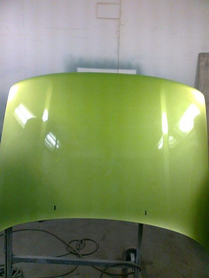 Name: Motorhaube2.jpg Größe: 640x853 Dateigröße: 63637 Bytes