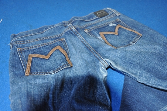 Name: k-k-ebayjeans_0031.jpg Größe: 1029x683 Dateigröße: 724502 Bytes