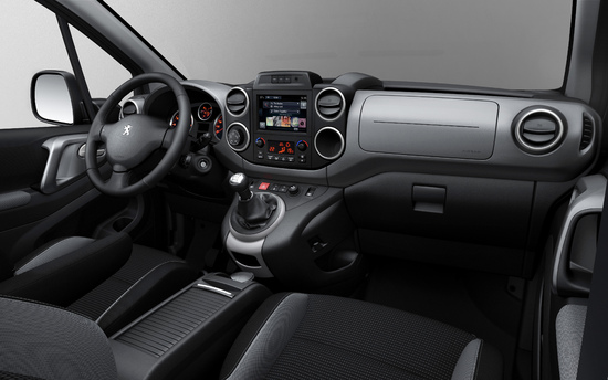 Name: 1424948952_PEUGEOT_PARTNERTEPEE_1502STYP006.jpg Größe: 4500x2813 Dateigröße: 4420046 Bytes