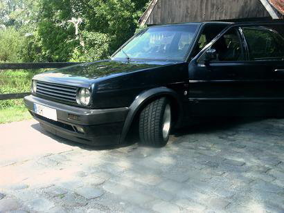 Name: VW-Golf_II_Edition_Blue1.jpg Größe: 410x308 Dateigröße: 42285 Bytes