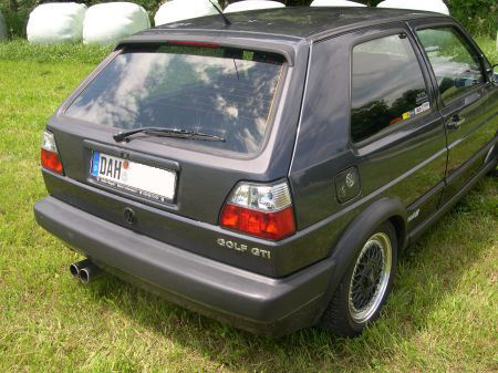 Name: VW-Golf_II_Edition_One3.jpg Größe: 450x337 Dateigröße: 56376 Bytes