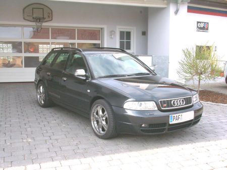 Name: Audi-S4_Avant.jpg Größe: 450x337 Dateigröße: 32077 Bytes
