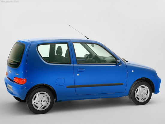 Name: Seicento2.jpg Größe: 800x600 Dateigröße: 61167 Bytes