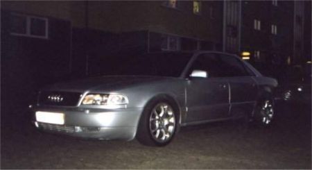 Name: Audi-A8_42L_Quattro2.jpg Größe: 450x245 Dateigröße: 13239 Bytes