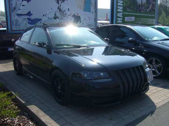 Name: carsanovas_02597.jpg Größe: 720x540 Dateigröße: 47733 Bytes