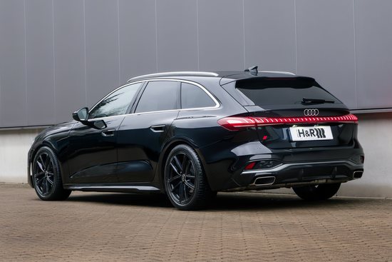 Name: Audi_A5_Avant_Typ_F2_20l_Benziner_2WD_-_HR_Tieferlegungsfedern_28519-1_-_Heck_Kopie.jpeg Größe: 5472x3648 Dateigröße: 2748528 Bytes