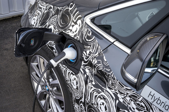 Name: BMW-2er-Plug-in-Hybrida-101543.jpg Größe: 1024x682 Dateigröße: 270113 Bytes