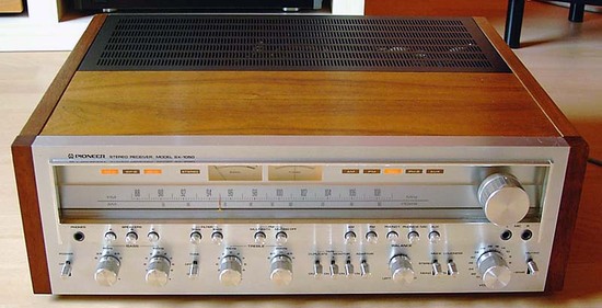 Name: pioneer-sx1050gross.jpg Größe: 800x408 Dateigröße: 66802 Bytes