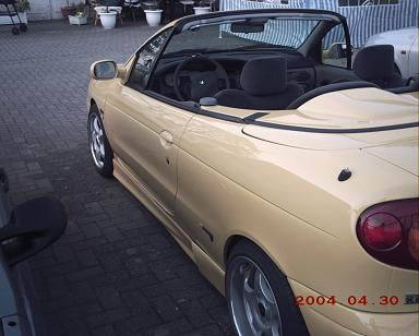 Name: Renault-Megane_Cabrio_14L_16V_Phase_II5.jpg Größe: 384x308 Dateigröße: 23185 Bytes