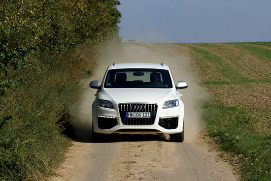 Name: Audi_Q7V12TDITEst_12.jpg Größe: 728x487 Dateigröße: 100276 Bytes