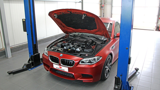Name: Speed-Buster-BMW-M5-F10_05.jpg Größe: 1024x575 Dateigröße: 185150 Bytes