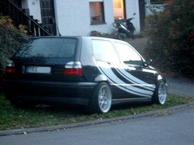 Name: VW-Golf_3_VR618.jpg Größe: 400x300 Dateigröße: 27715 Bytes