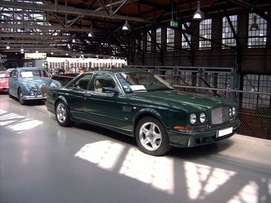 Name: Bentley_Continental_Turbo_R_LM.JPG Größe: 2048x1536 Dateigröße: 452167 Bytes