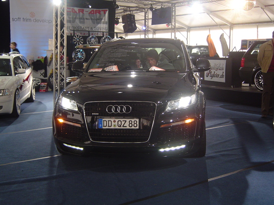 Name: Audi_Q7.JPG Größe: 2048x1536 Dateigröße: 1343774 Bytes