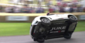 Auto - Weltrekord im Nissan Juke: Schnellste Meile auf zwei Rädern