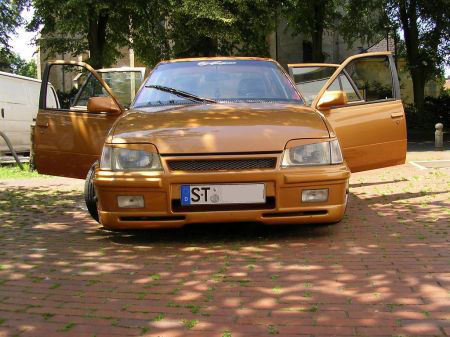 Name: Opel-Kadett_E_Stufenheck5.jpg Größe: 450x337 Dateigröße: 59279 Bytes