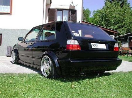 Name: VW-Golf_2_16V_mit_Weber1.jpg Größe: 450x337 Dateigröße: 43513 Bytes