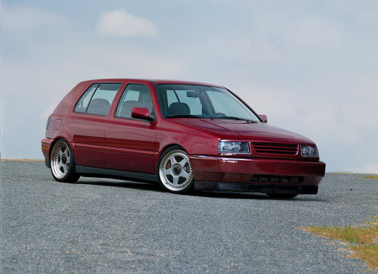 Name: Volkswagen-Golf_III_1991_1600x1200_wallpaperungelackt.jpg Größe: 1587x1152 Dateigröße: 426112 Bytes