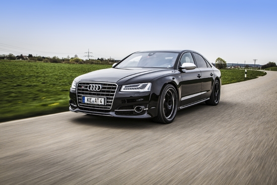 Name: ABT_S8_675HP_001.jpg Größe: 3000x2000 Dateigröße: 3605342 Bytes