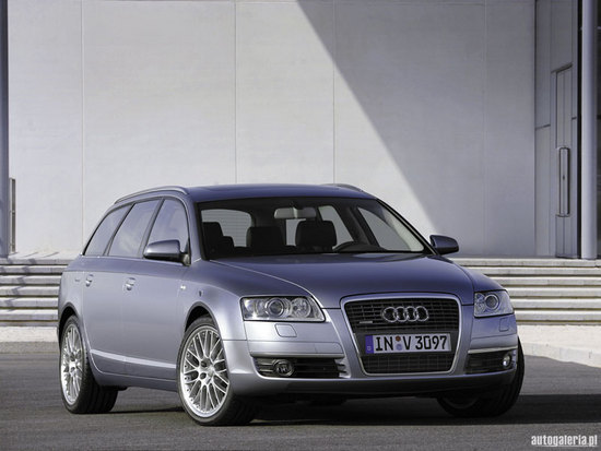 Name: audi_a6_avant_quattro_2004_01_s1.jpg Größe: 550x413 Dateigröße: 44772 Bytes