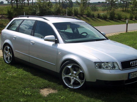 Name: Audi-A4_25_Tdi2.jpg Größe: 450x337 Dateigröße: 76938 Bytes