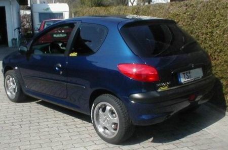Name: Peugeot-206_Premium7.jpg Größe: 450x297 Dateigröße: 27064 Bytes