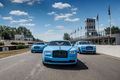 Luxus + Supersportwagen - Himmelblauer Auftritt von Rolls-Royce