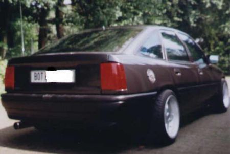 Name: Opel-Vectra_A_CC_GT2.jpg Größe: 450x301 Dateigröße: 19983 Bytes