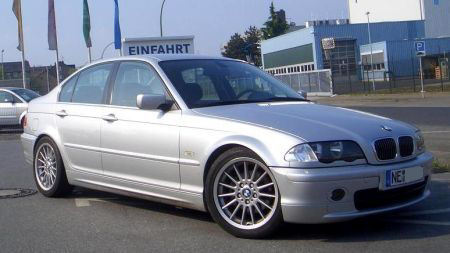 Name: BMW-323i_E46_Limousine13.jpg Größe: 450x253 Dateigröße: 27498 Bytes