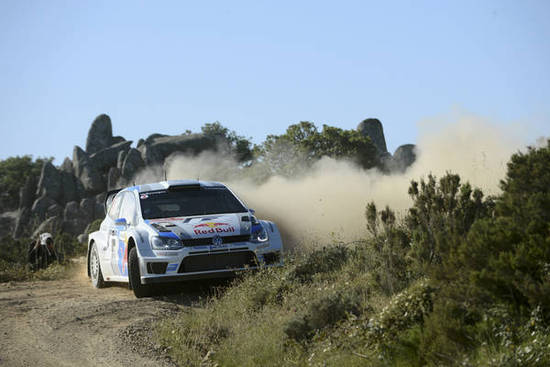 Name: VW-WRC-2013-07-RB1-1388_1b0754b22c.jpg Größe: 600x400 Dateigröße: 36092 Bytes
