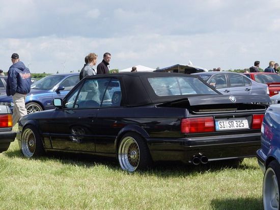 Name: BMW_Peine04_331.JPG Größe: 640x480 Dateigröße: 58364 Bytes