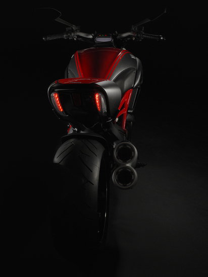 Name: DIAVEL_300dpi1.jpg Größe: 1326x1772 Dateigröße: 983728 Bytes